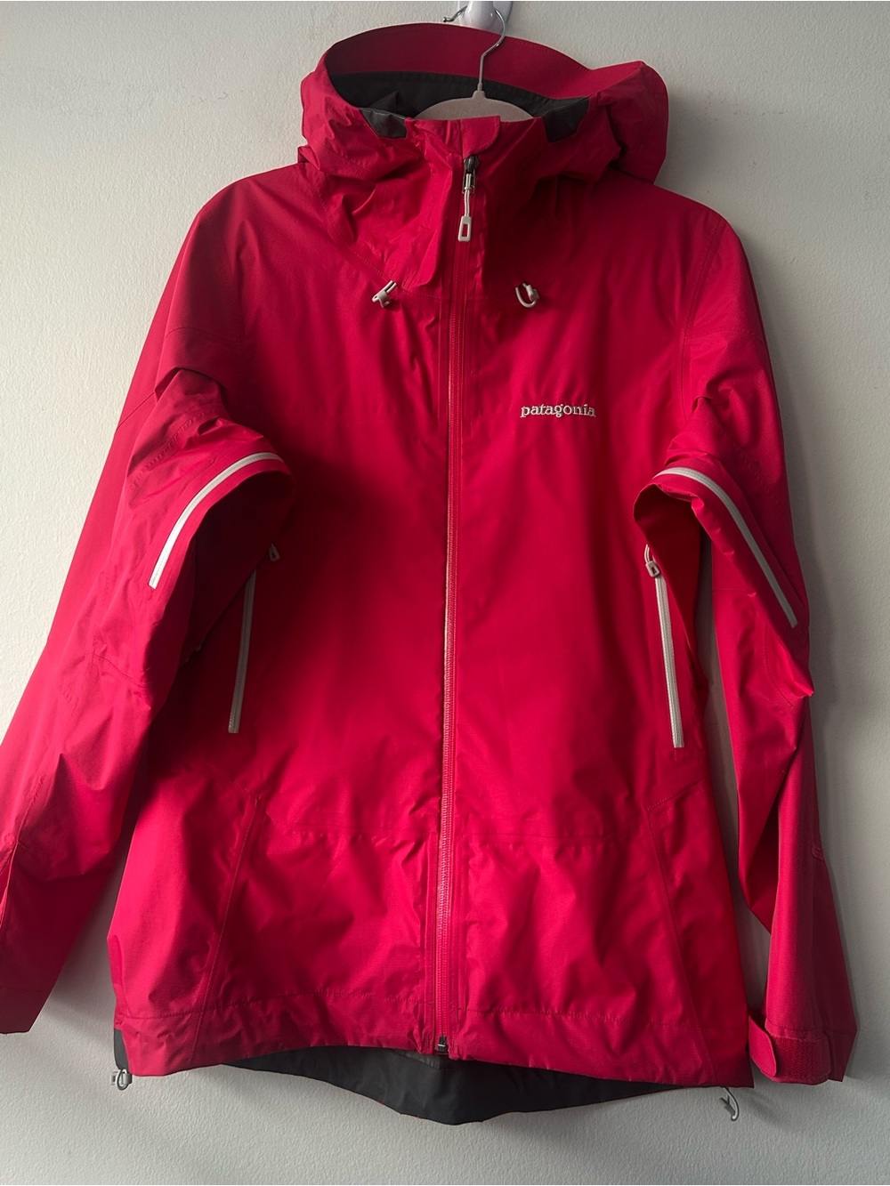 Patagonia Womens Super Cell Torrentshell Rain Jacket in raspberry pink